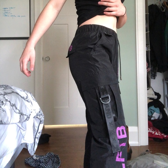 Actually the coolest pants ever - Picture 3 of 5